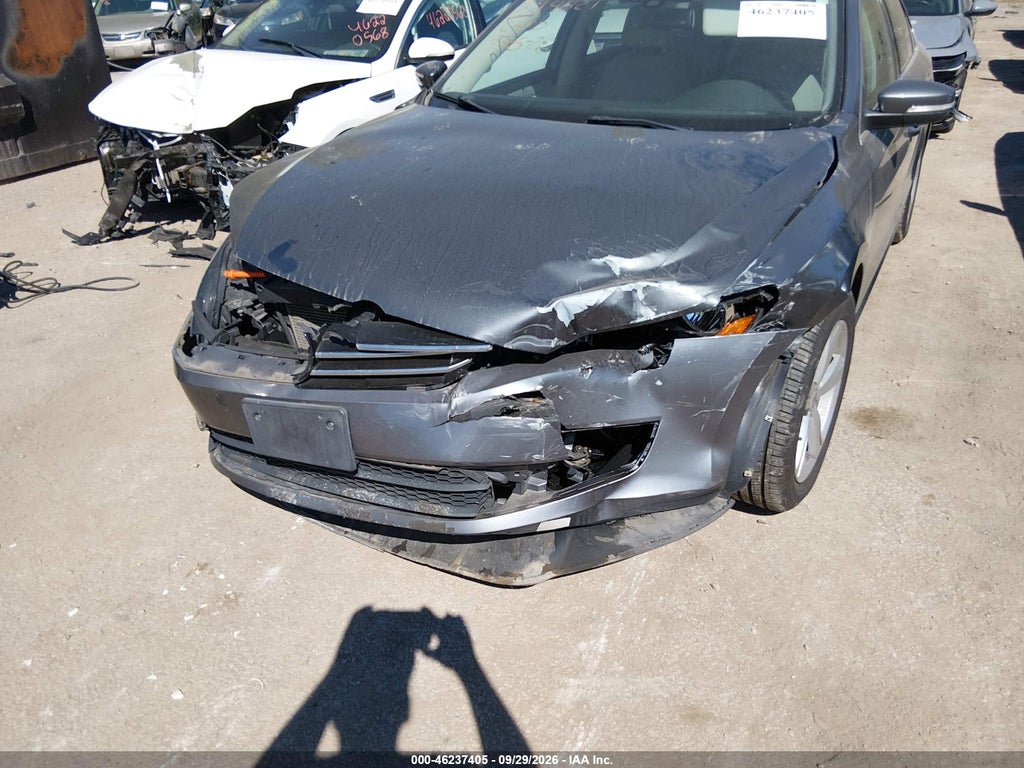 2013 Volkswagen Passat 2.5L SE photo 6