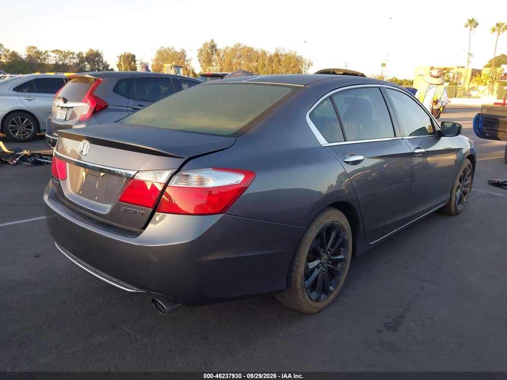 2015 Honda Accord Sport photo 4