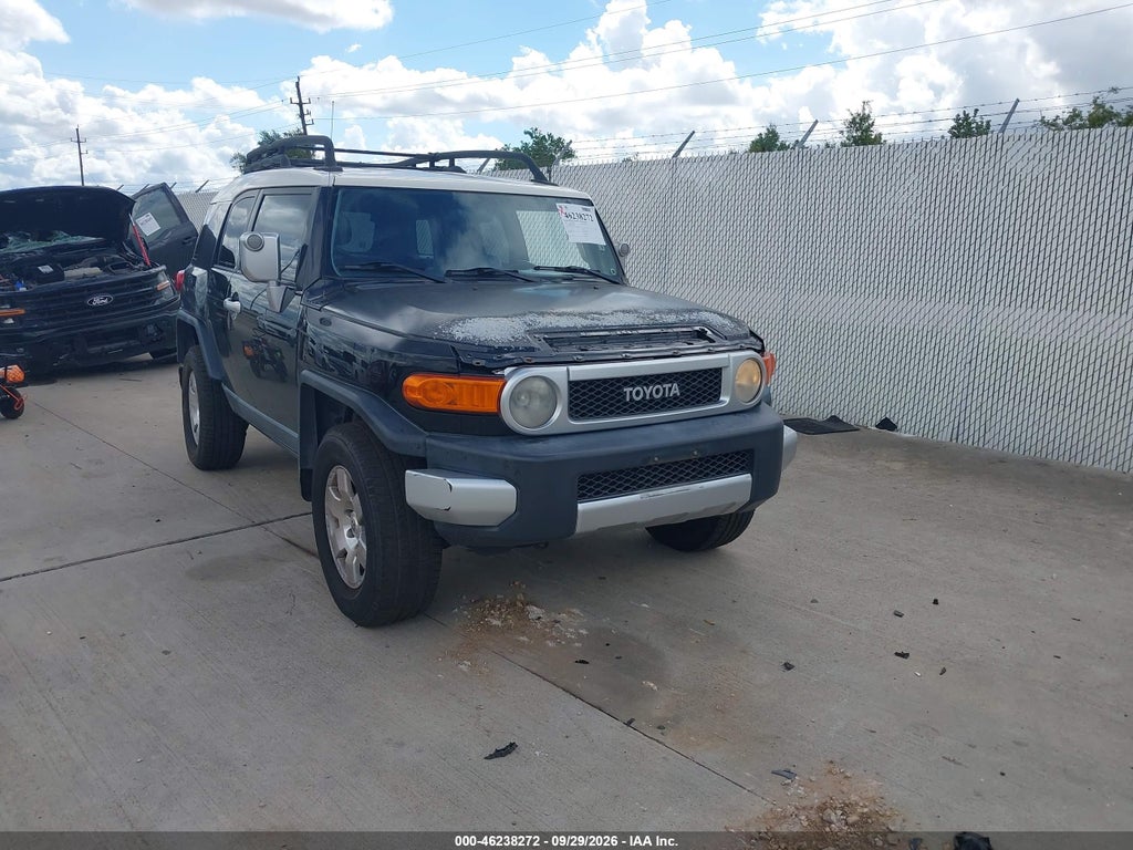 2007 Toyota FJ Cruiser photo 1