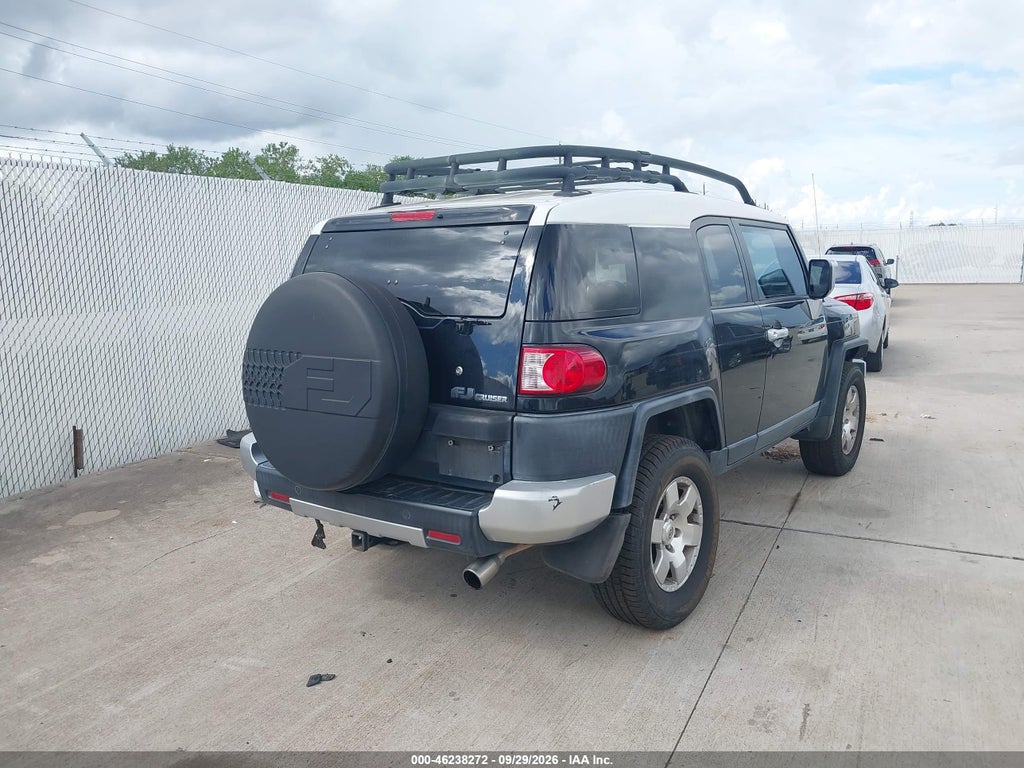 2007 Toyota FJ Cruiser photo 4