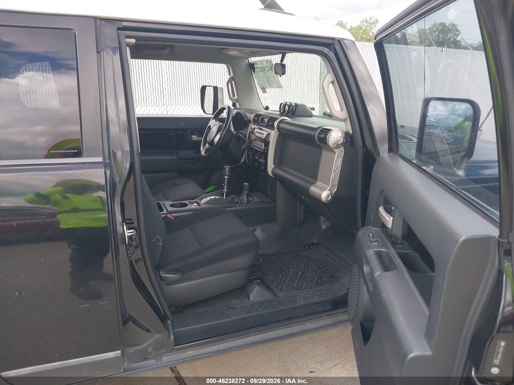 2007 Toyota FJ Cruiser photo 5