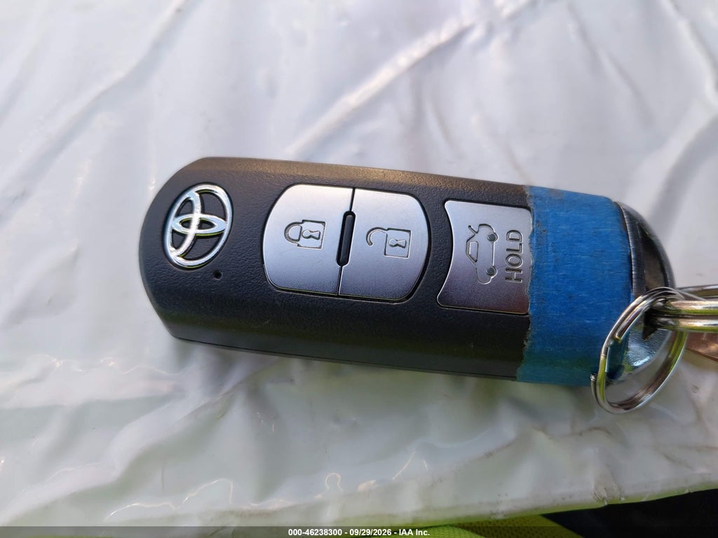 2018 Toyota Yaris IA photo 11