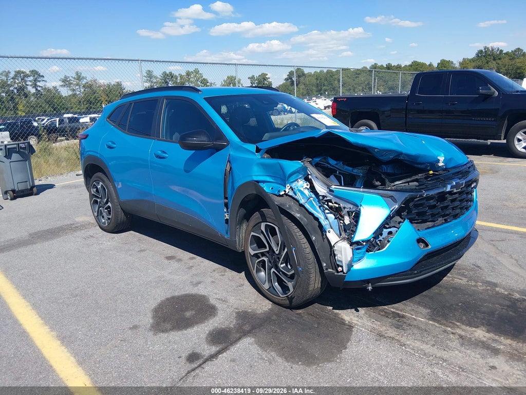 2025 Chevrolet Trax FWD 2RS photo 1