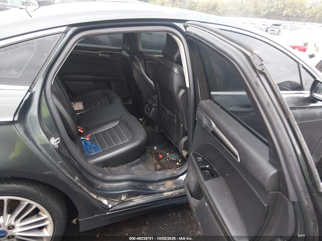 2015 Ford Fusion SE photo 8