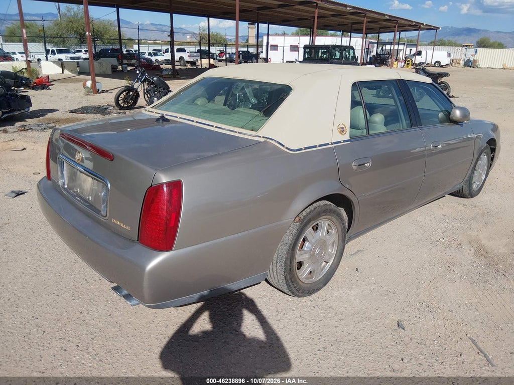 2003 Cadillac Deville Standard photo 4