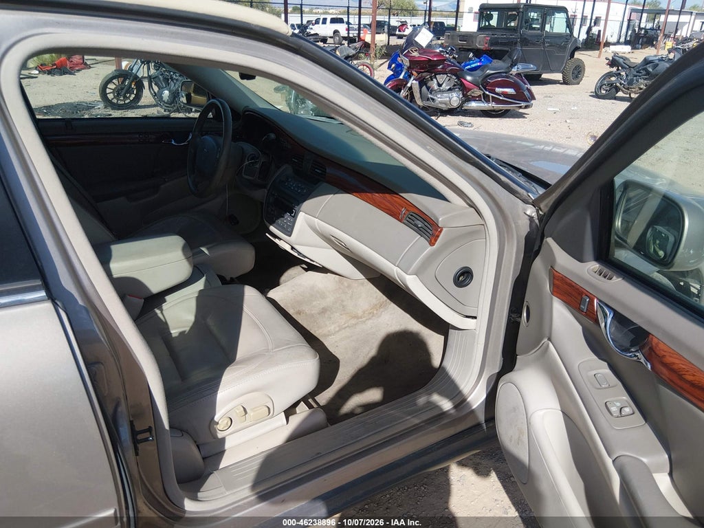 2003 Cadillac Deville Standard photo 5