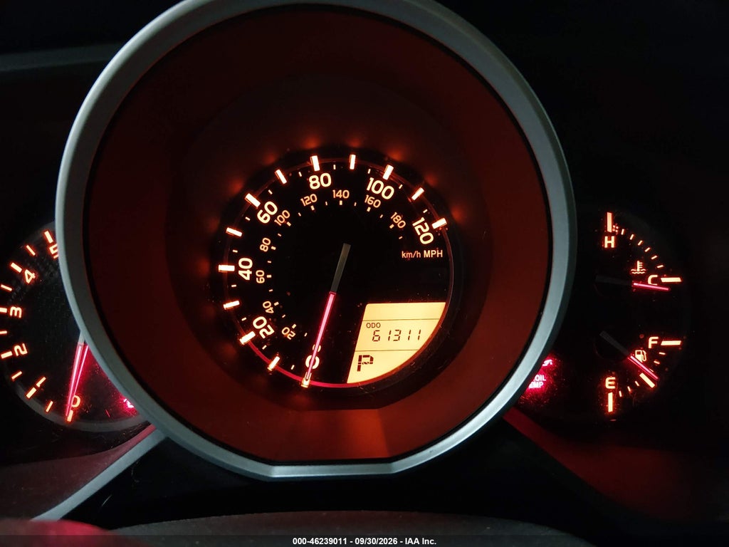 2011 Toyota 4RUNNER SR5 V6 photo 7