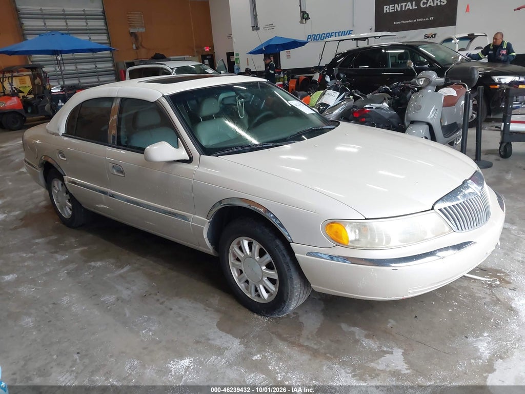 2002 Lincoln Continental photo 1
