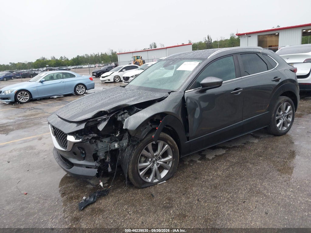 2023 Mazda CX-30 2.5 S Preferred photo 2