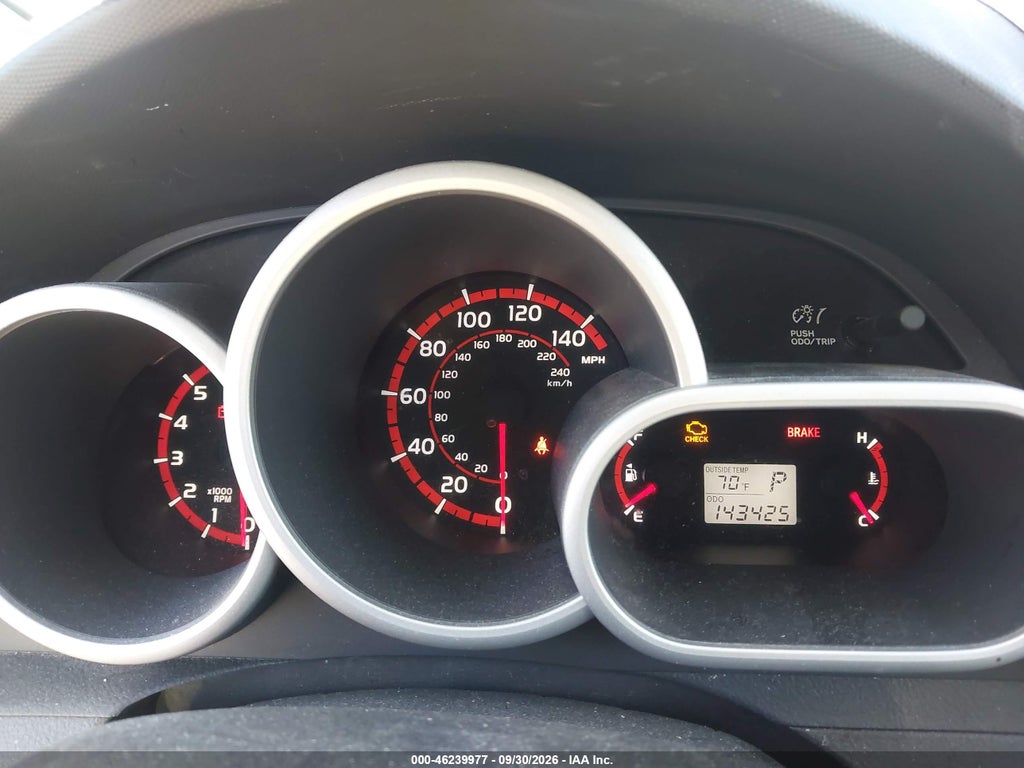 2010 Toyota Matrix XRS photo 7