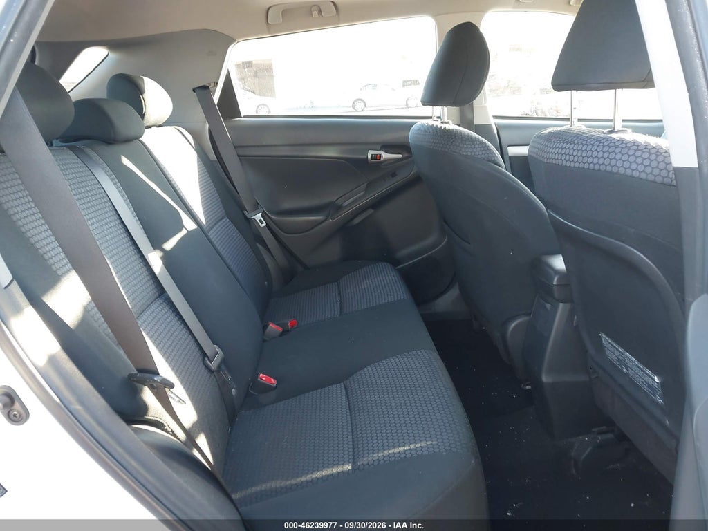 2010 Toyota Matrix XRS photo 8
