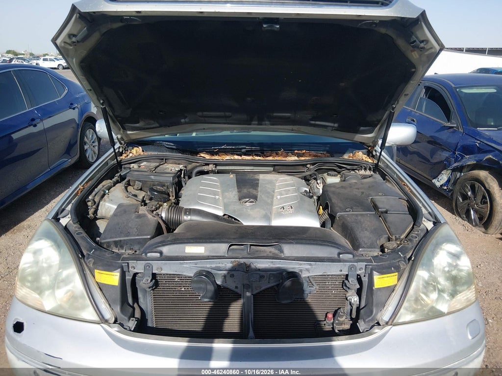 2001 Lexus LS 430 photo 10
