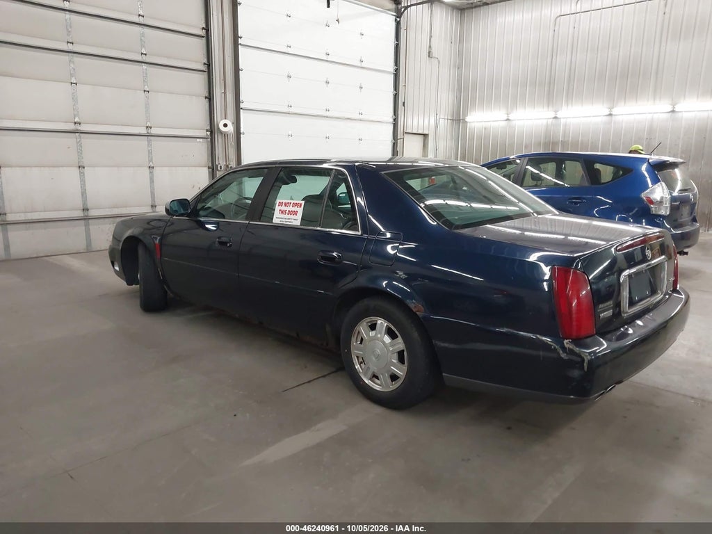 2004 Cadillac Deville Standard photo 3