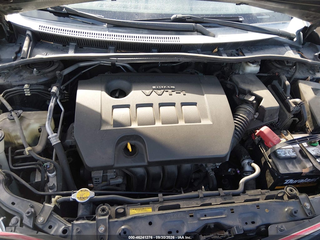 2013 Toyota Corolla LE photo 10