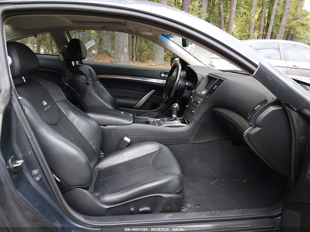 2011 Infiniti G37X photo 5