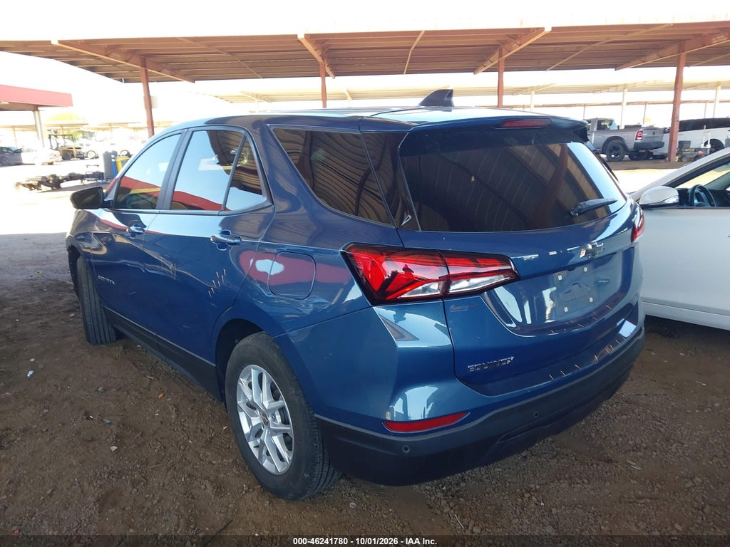 2024 Chevrolet Equinox FWD LS photo 3