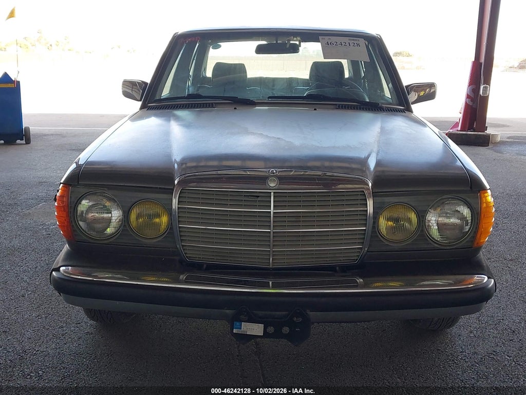 1984 Mercedes-Benz 300 DT photo 6