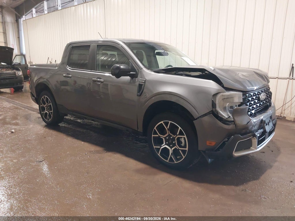 2025 Ford Maverick Lariat photo 1