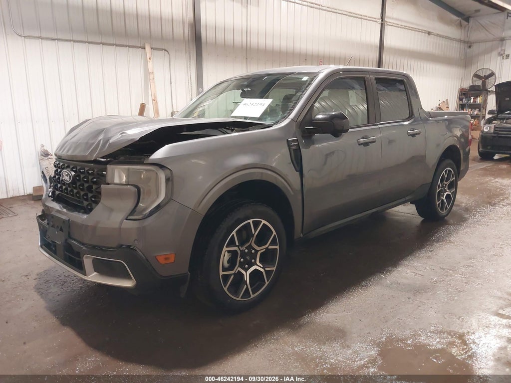 2025 Ford Maverick Lariat photo 2