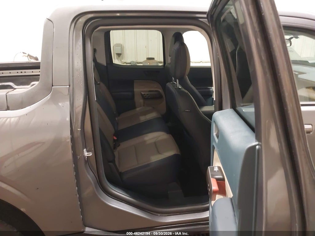 2025 Ford Maverick Lariat photo 8