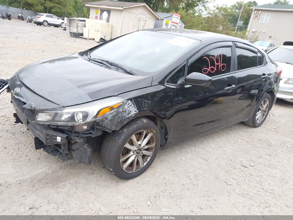 2017 Kia Forte LX photo 2
