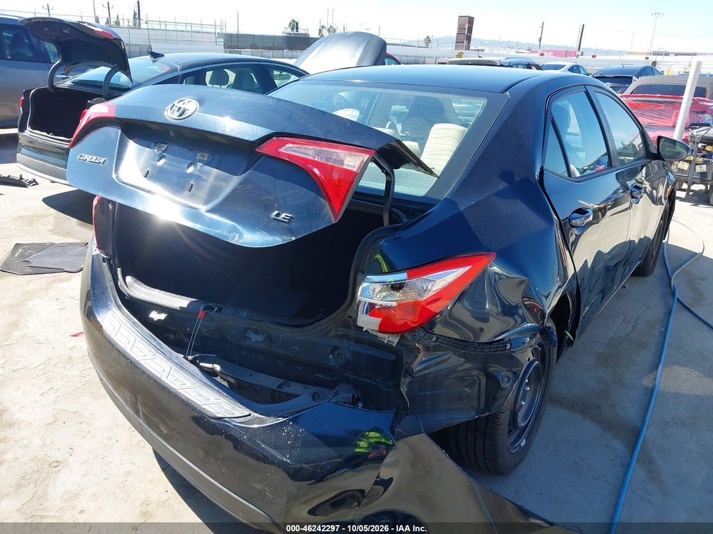 2017 Toyota Corolla LE photo 6