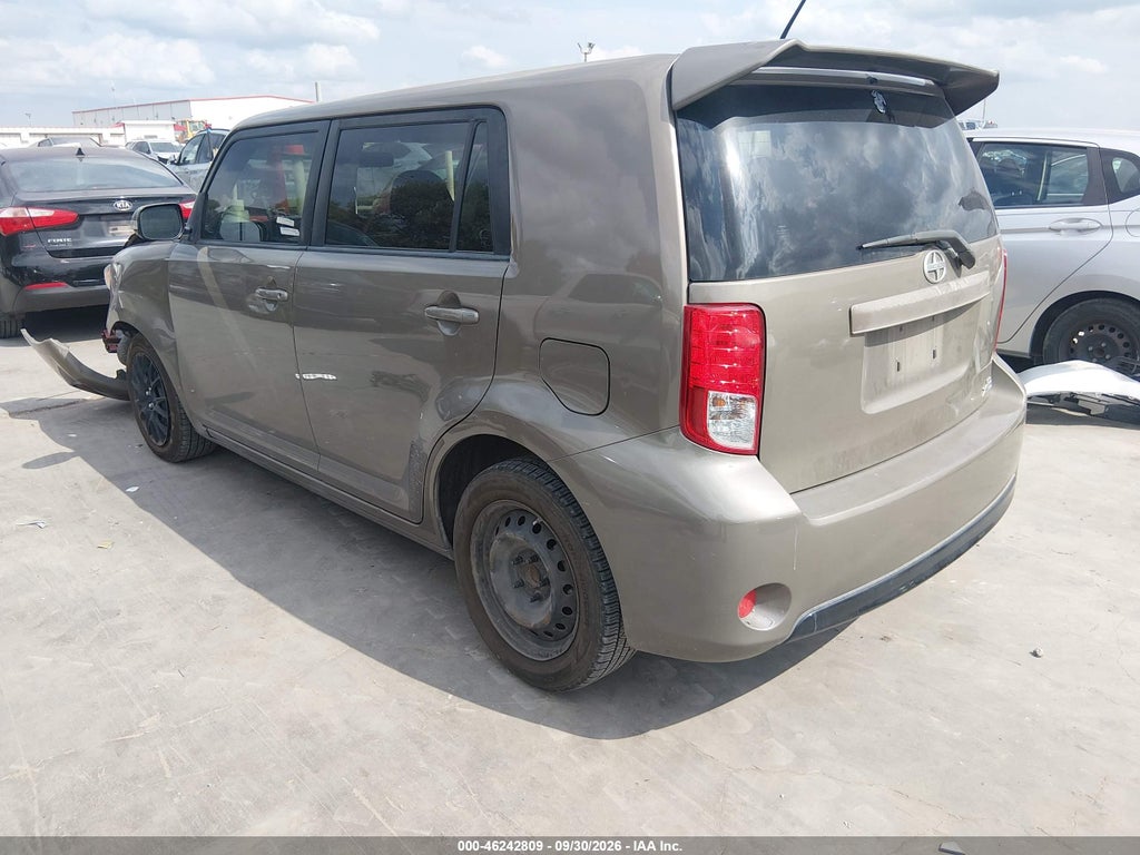 2013 Scion XB photo 3