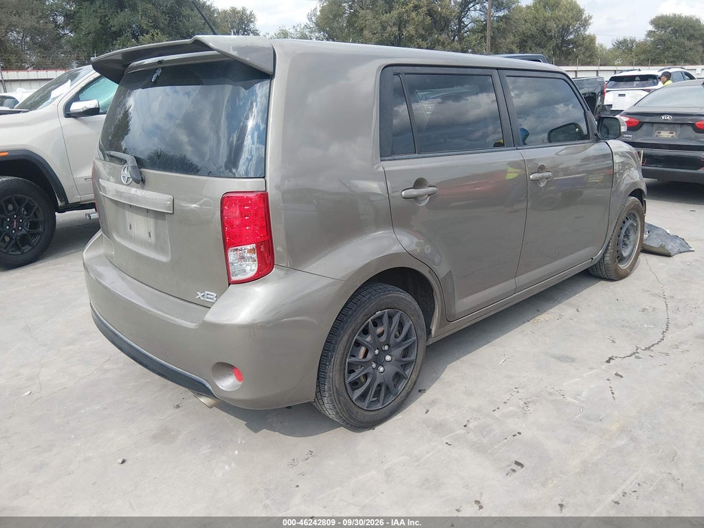 2013 Scion XB photo 4