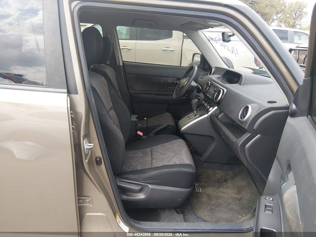 2013 Scion XB photo 5