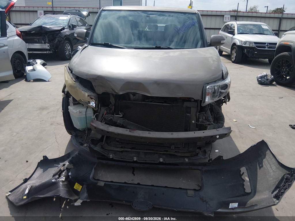 2013 Scion XB photo 6