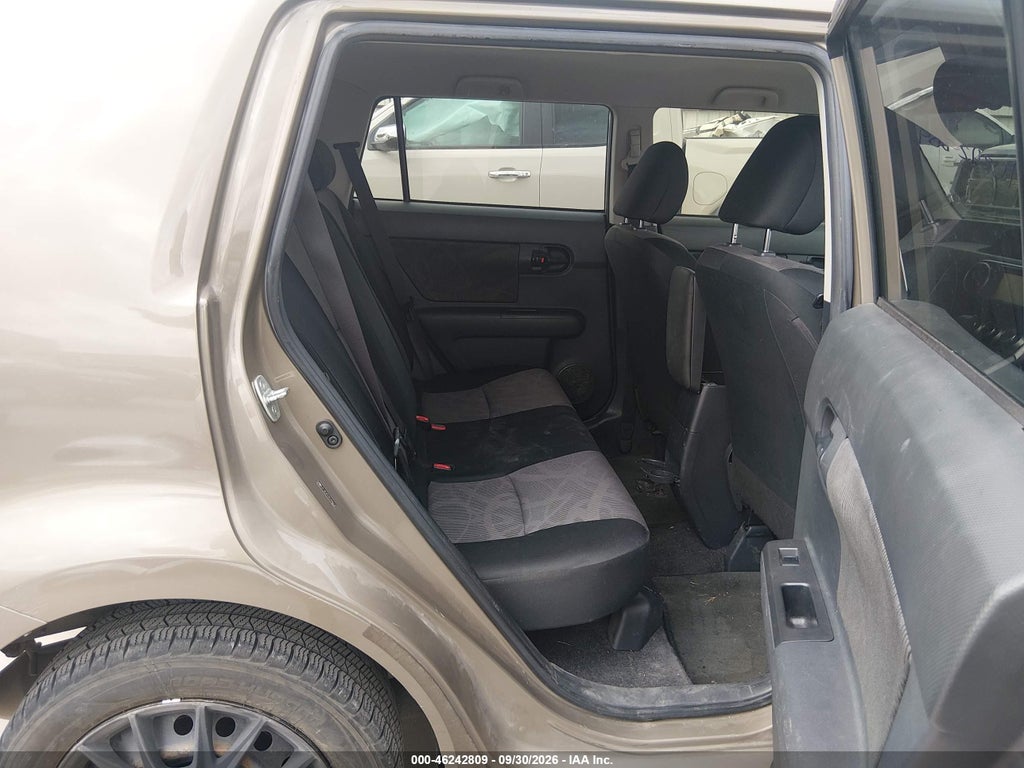 2013 Scion XB photo 8