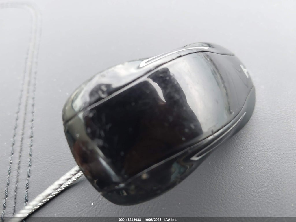 2016 Tesla Model S 60D/70D/75D/85D/90D photo 11