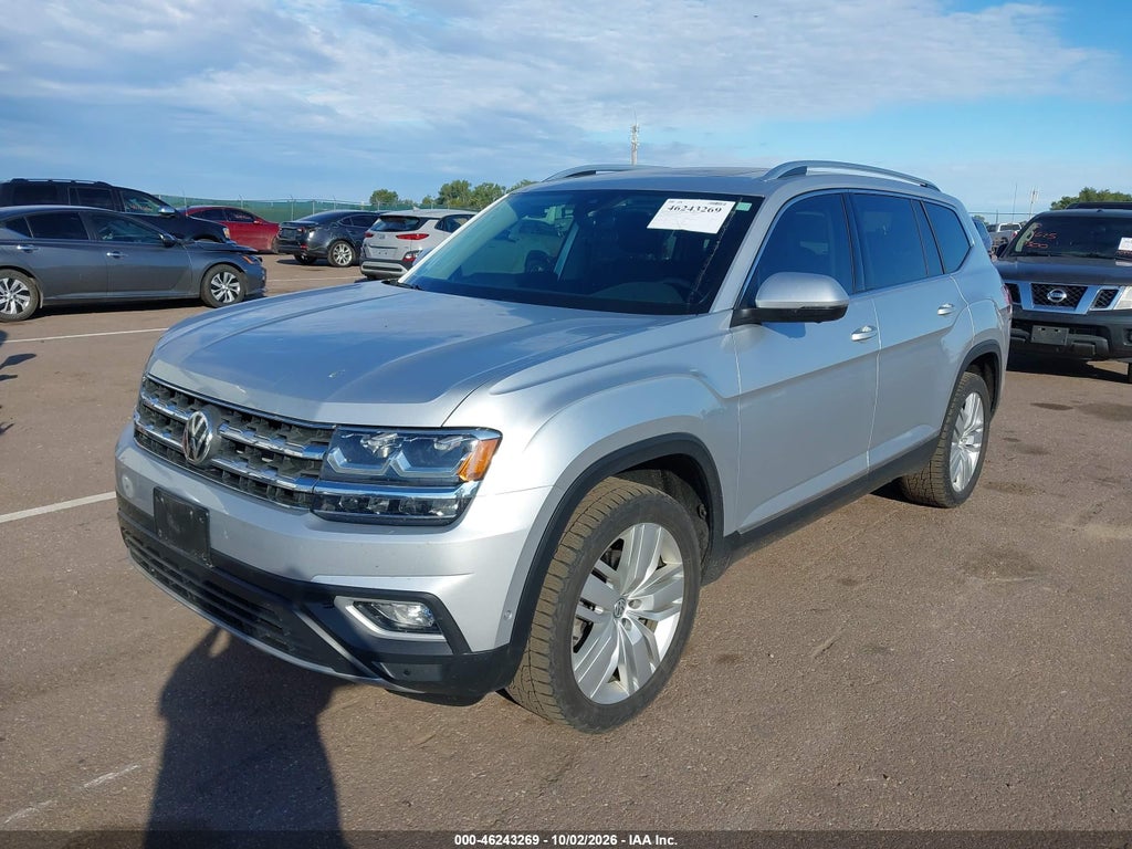 2018 Volkswagen Atlas 3.6L V6 SEL Premium photo 2