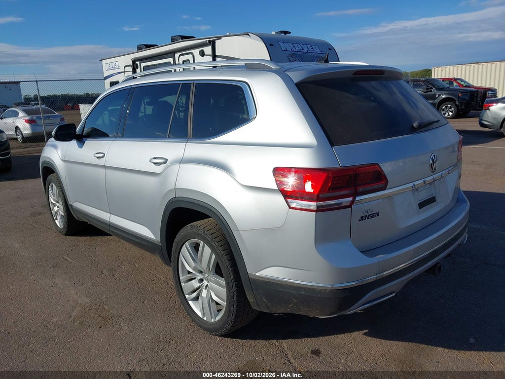 2018 Volkswagen Atlas 3.6L V6 SEL Premium photo 3