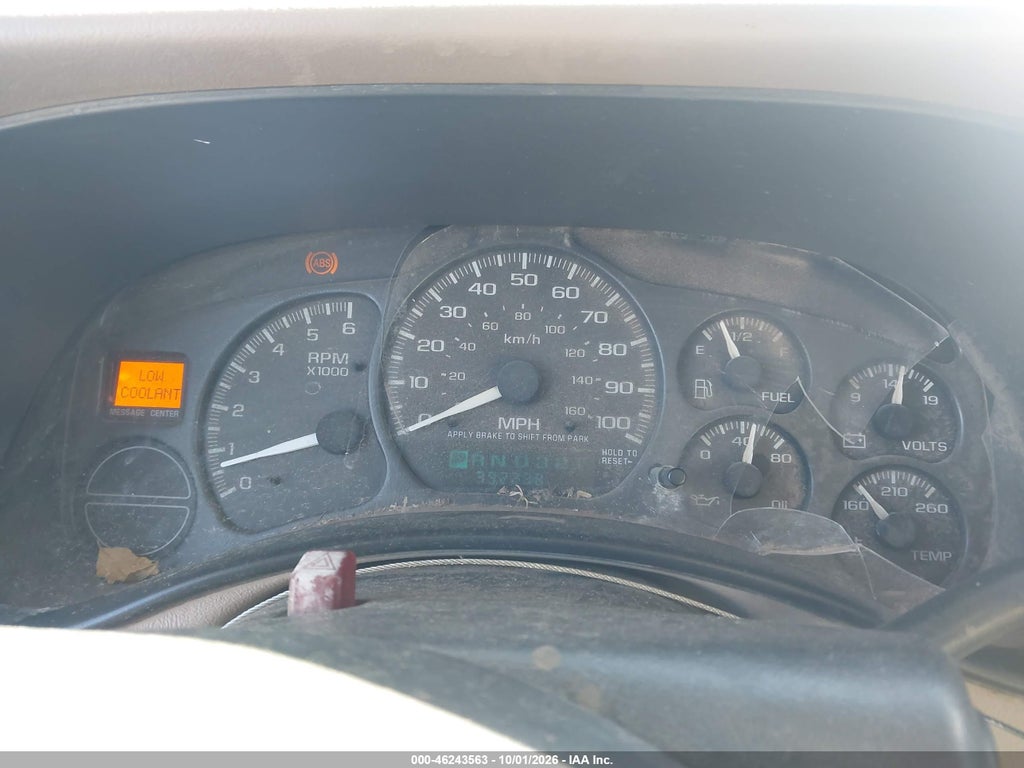 2002 Chevrolet Suburban 1500 LT photo 7