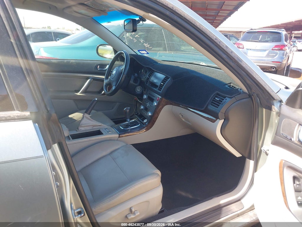 2009 Subaru Outback 2.5I Limited photo 5