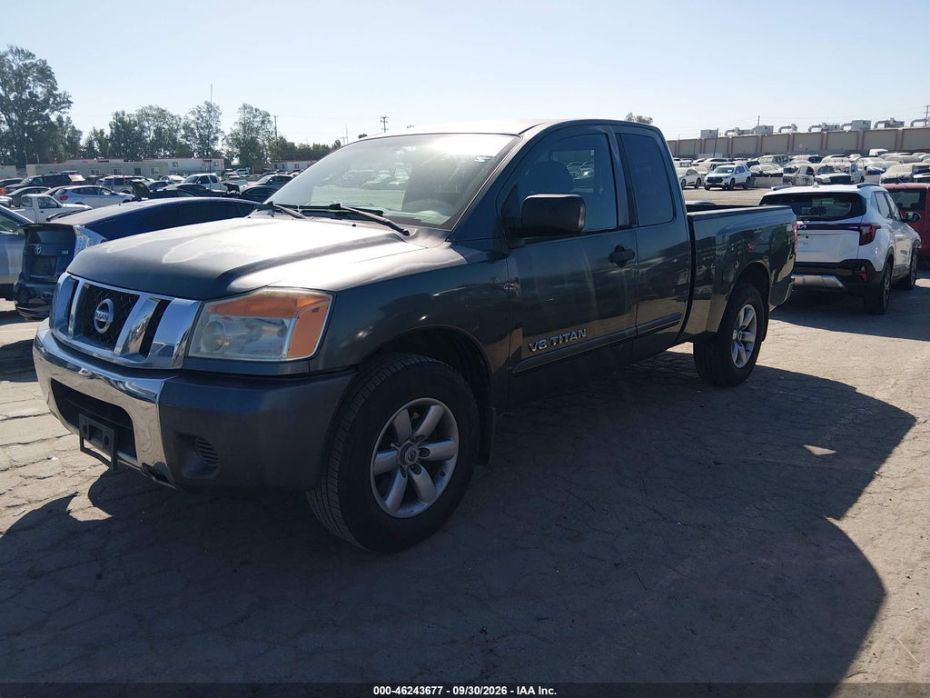 2008 Nissan Titan SE photo 2