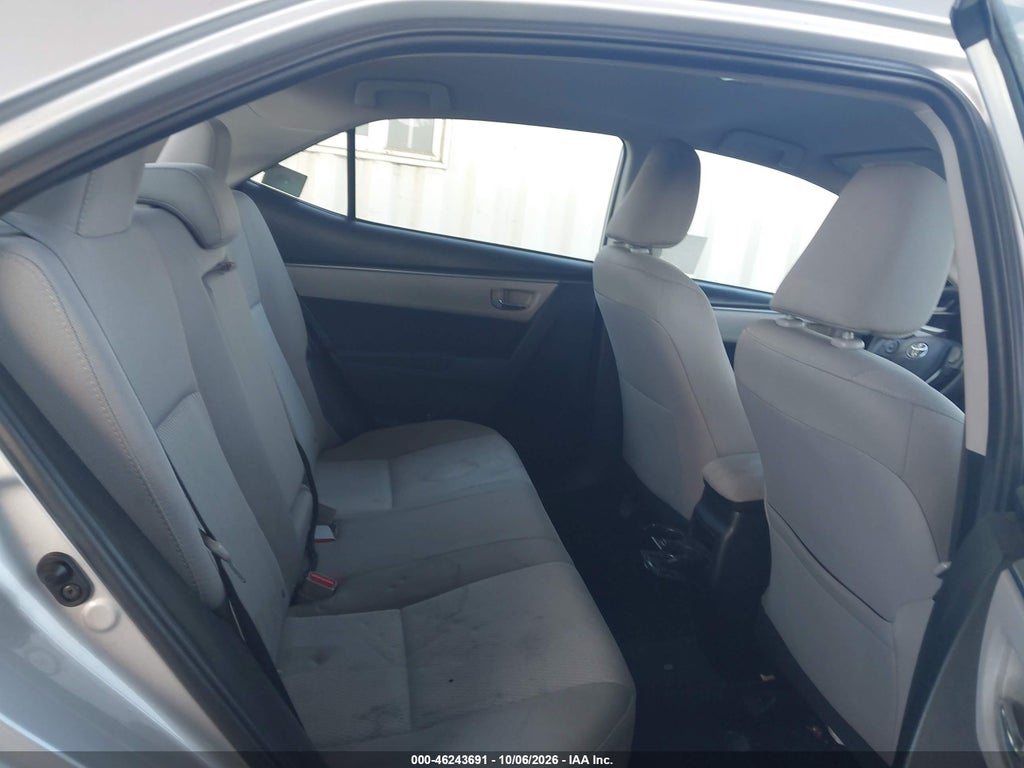2016 Toyota Corolla LE photo 8