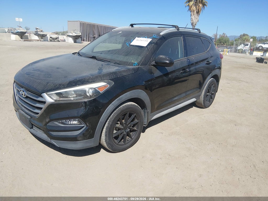 2017 Hyundai Tucson SE photo 2