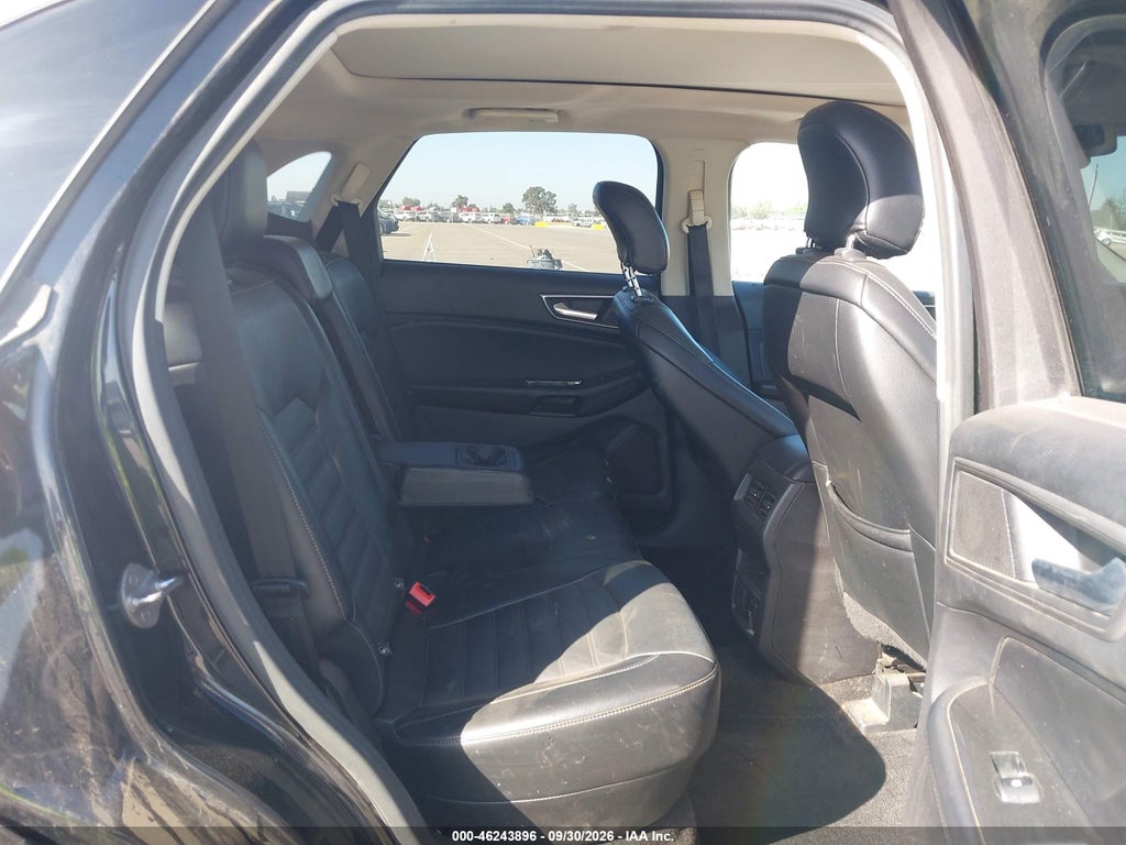 2015 Ford Edge SEL photo 8