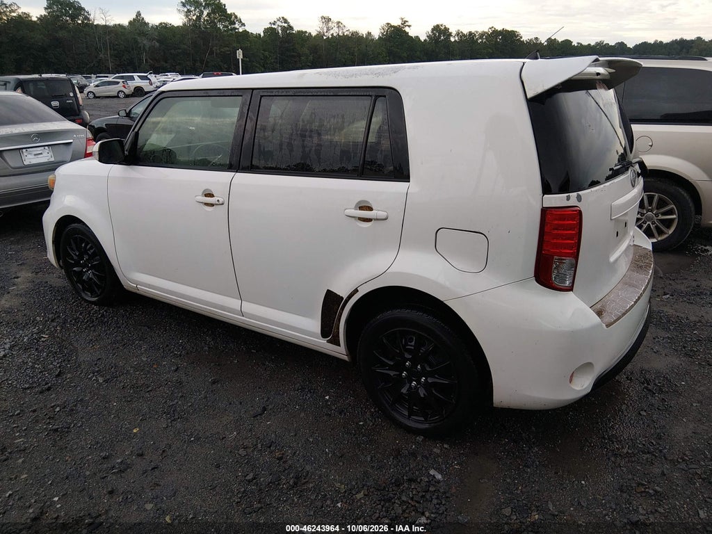 2013 Scion XB photo 3