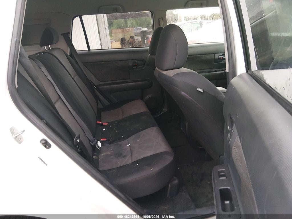 2013 Scion XB photo 8