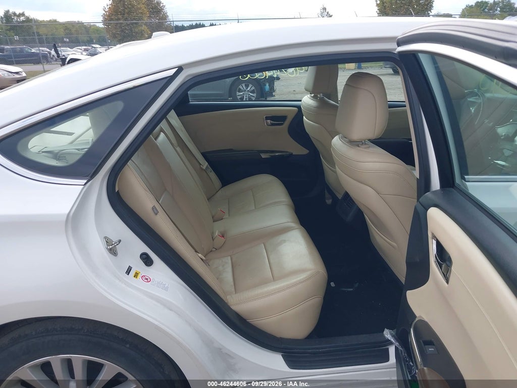 2014 Toyota Avalon Hybrid XLE Touring photo 8