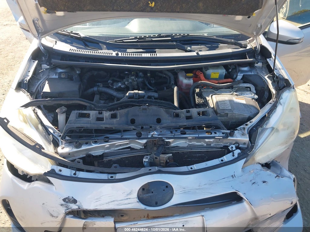 2012 Toyota Prius C Three photo 10
