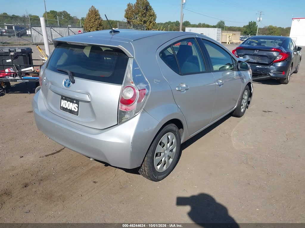 2012 Toyota Prius C Three photo 4