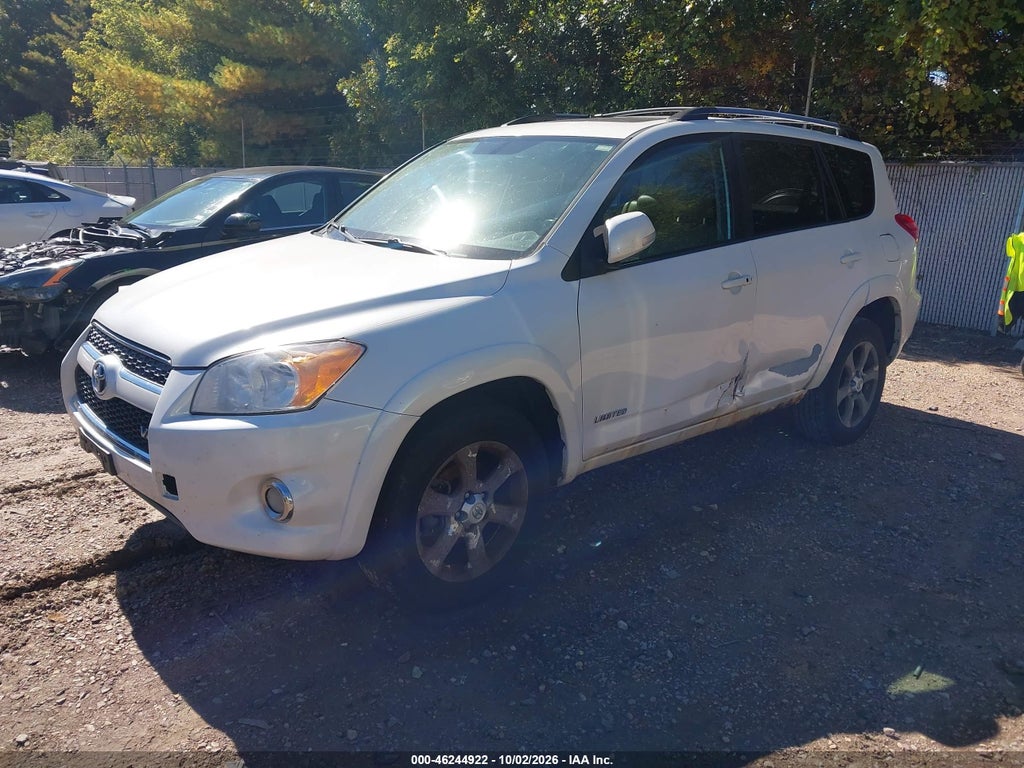 2009 Toyota RAV4 Limited V6 photo 2