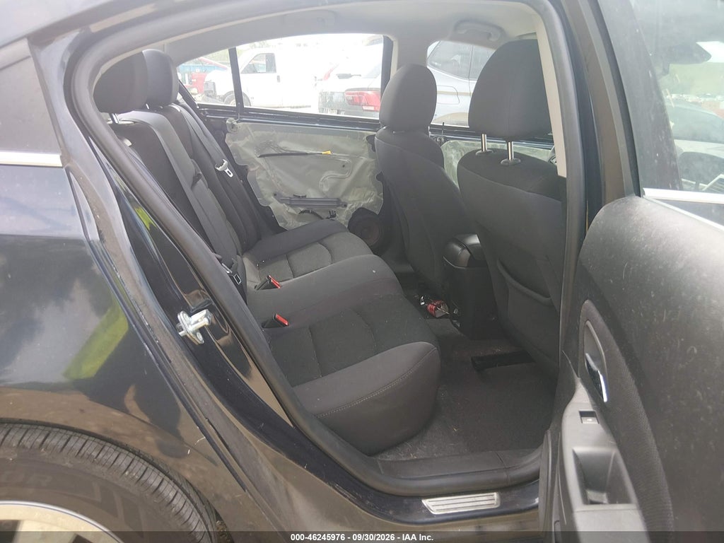 2016 Chevrolet Cruze Limited 1LT Auto photo 8