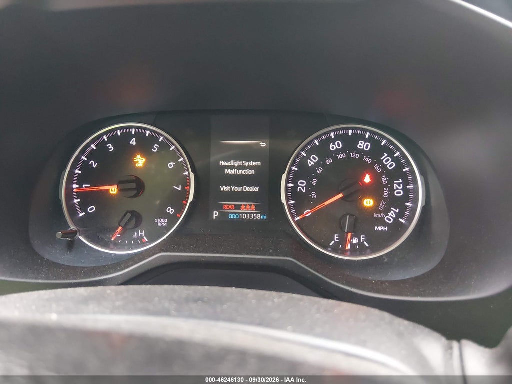 2020 Toyota RAV4 LE photo 7