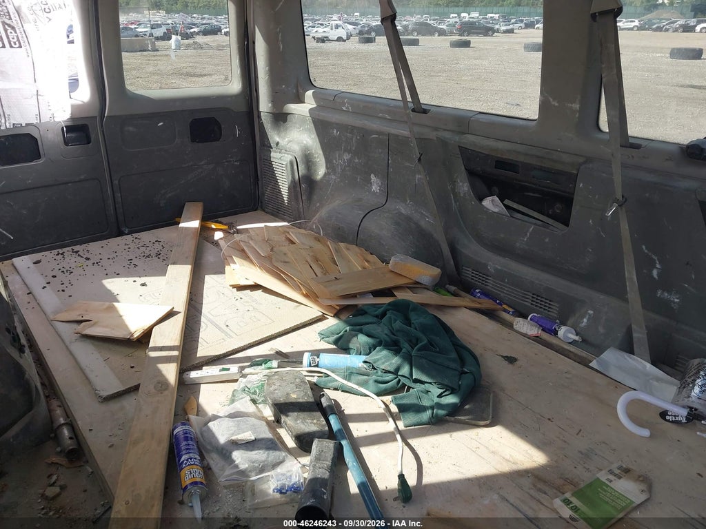 2013 Ford E-150 XLT photo 8
