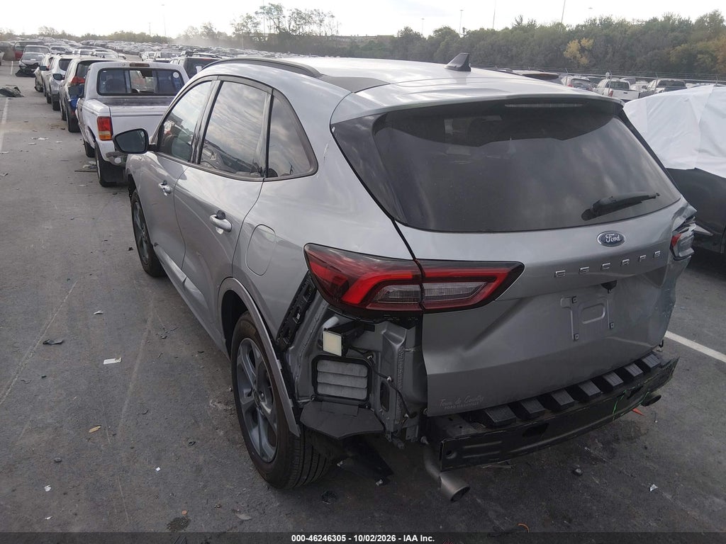 2024 Ford Escape ST-Line photo 3